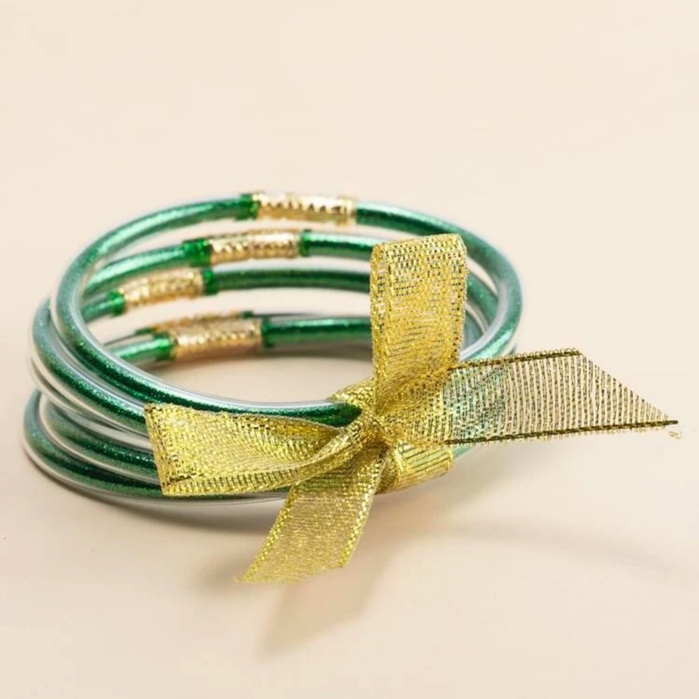 ๐ Lovely Classy Set Of 5 Green Glitter Bracelets ๐